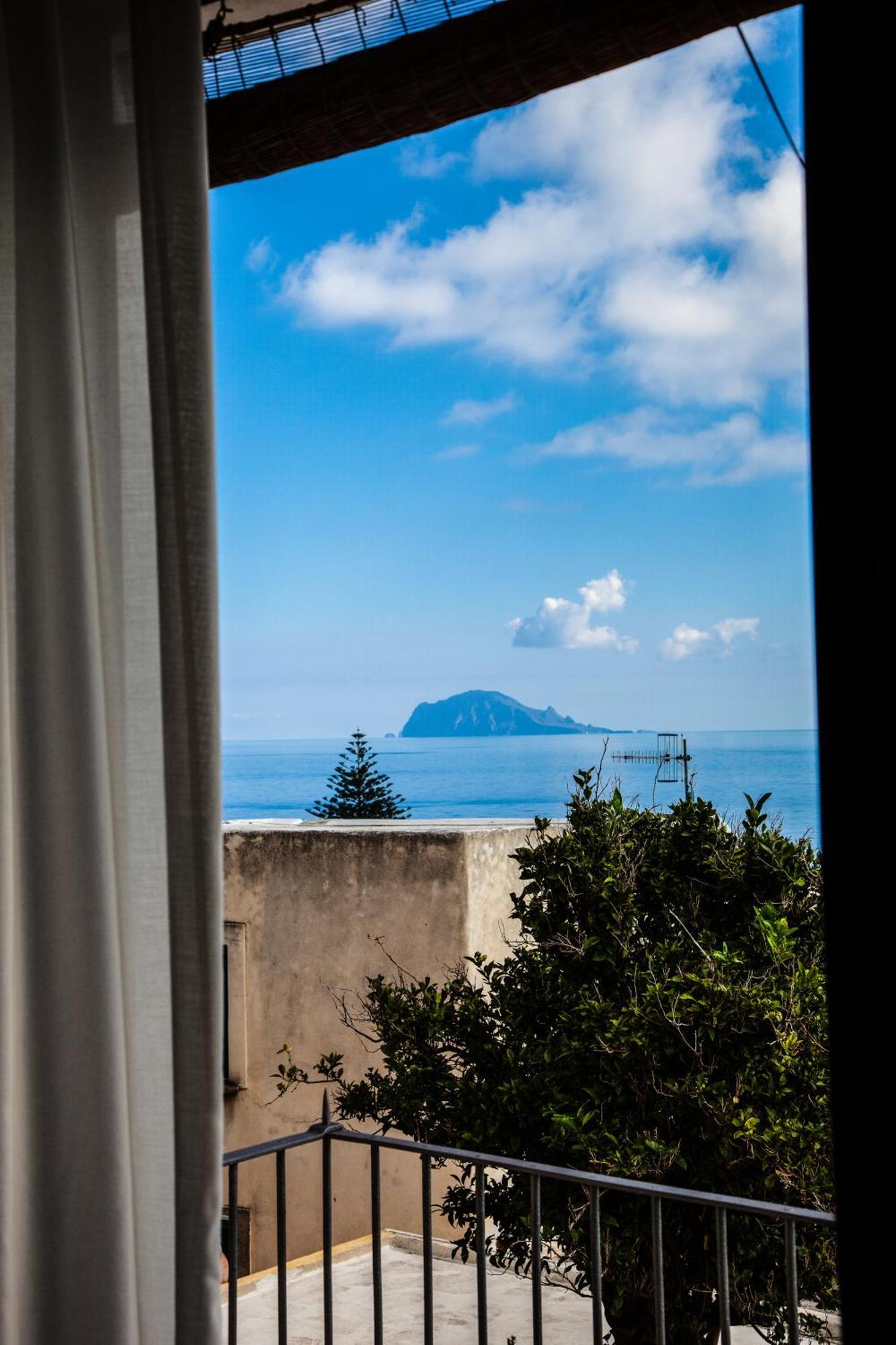Hotel Arcangelo - Salina 圣马丽娜－萨利娜 外观 照片
